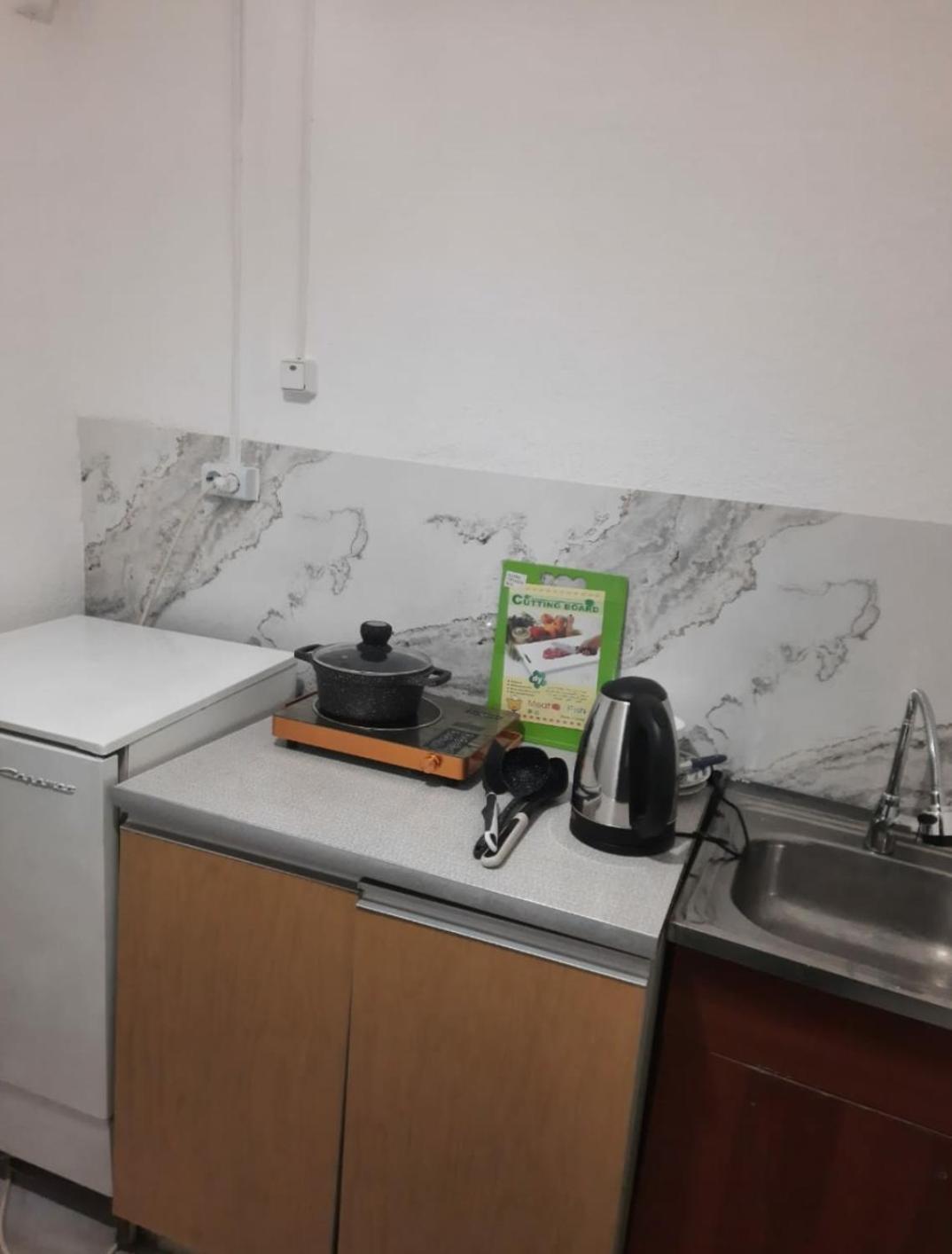 Атлант Hotel Biskek Kültér fotó